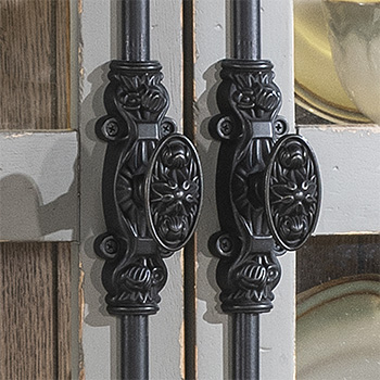 Hardware Option Ornate Pulls